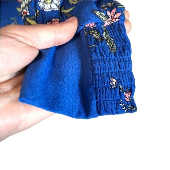 NWT! Loft floral long sleeve blouse.‎ - Picture 13 of 13